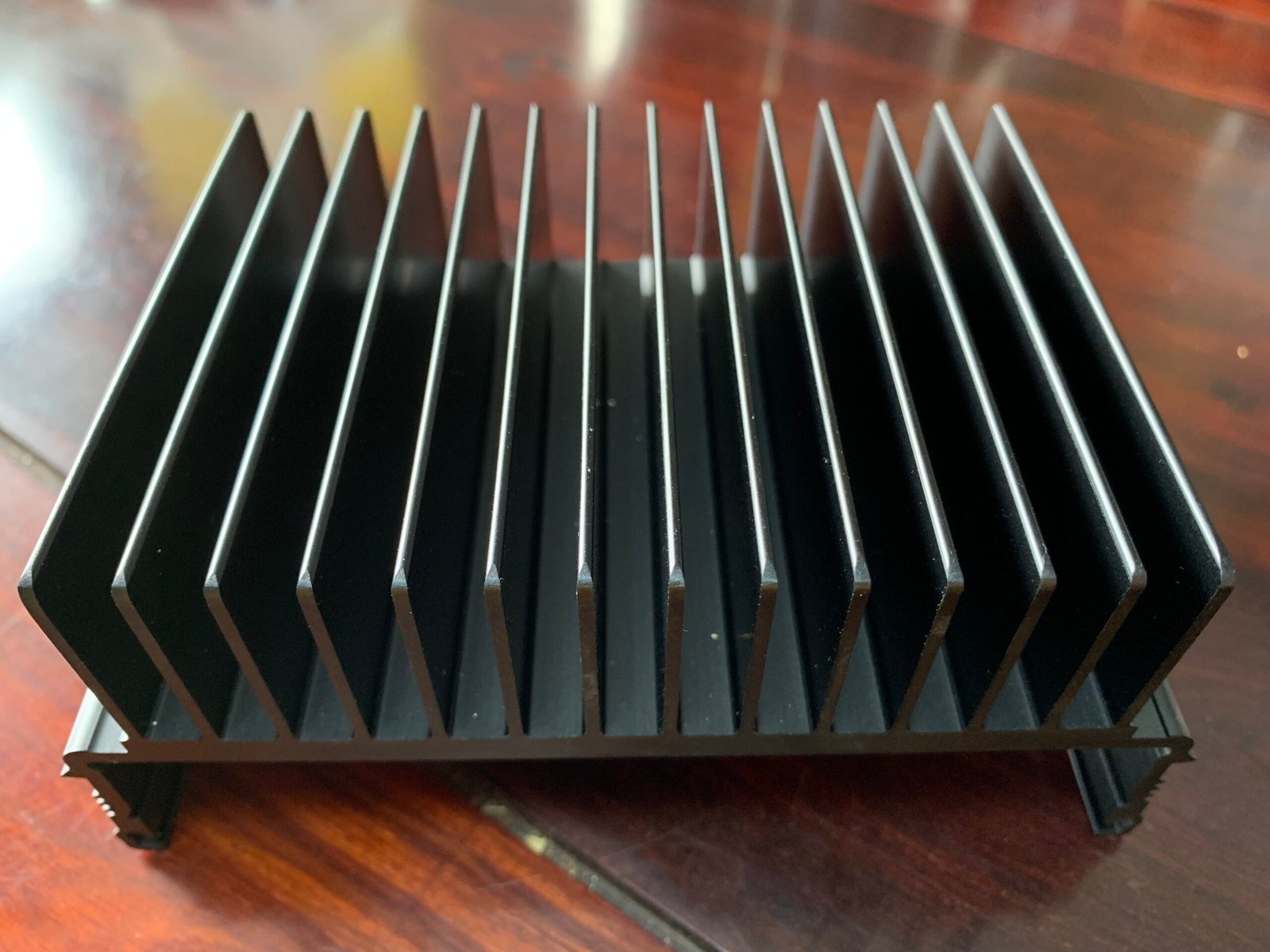 Extruded Heat Sinks for Inverters, IGBTs and EV Batteries — image 3